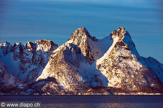 11039 - Photo :  Norvge,  Arctique, les Lofoten, village de Myre