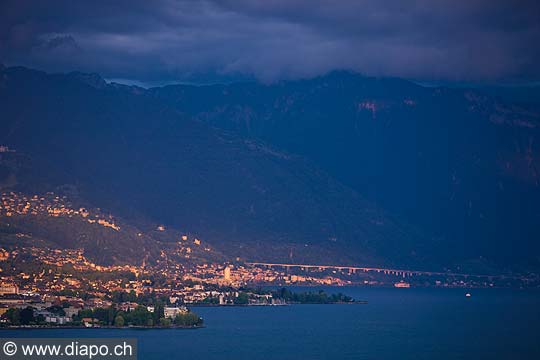 11359 - Photo :  Suisse - Chteau de Chillon au bord du Lac Lman