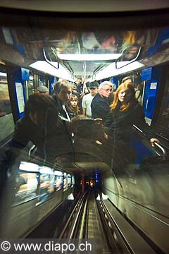 11916 - Photo - Suisse - Lausanne - switzerland - métro M2