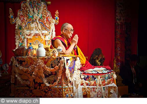 12691 - Photo: Tenzin Gyatso, le dala-lama, le plus haut chef spirituel du Tibet  Lausanne en Suisse