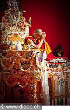 12693 - Photo: Tenzin Gyatso, le dala-lama, le plus haut chef spirituel du Tibet  Lausanne en Suisse