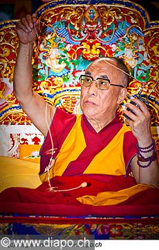 12740 - Photo: Tenzin Gyatso, le dala-lama, le plus haut chef spirituel du Tibet  Lausanne en Suisse