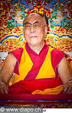 12741 - Photo: Tenzin Gyatso, le dala-lama, le plus haut chef spirituel du Tibet  Lausanne en Suisse