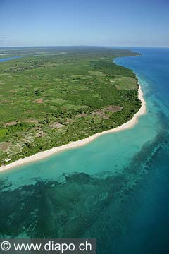 7553 - Photo : vue arienne de l'le de Zanzibar - Tanzanie - Afrique