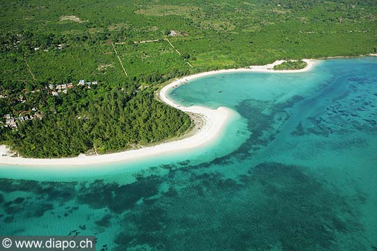 7565 - Photo : vue arienne de l'le de Zanzibar - Tanzanie - Afrique