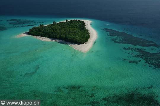 7572 - Photo : vue arienne de l'le de Zanzibar - Tanzanie - Afrique