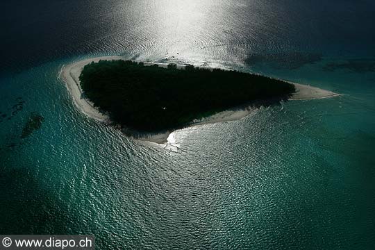 7573 - Photo : vue arienne de l'le de Zanzibar - Tanzanie - Afrique