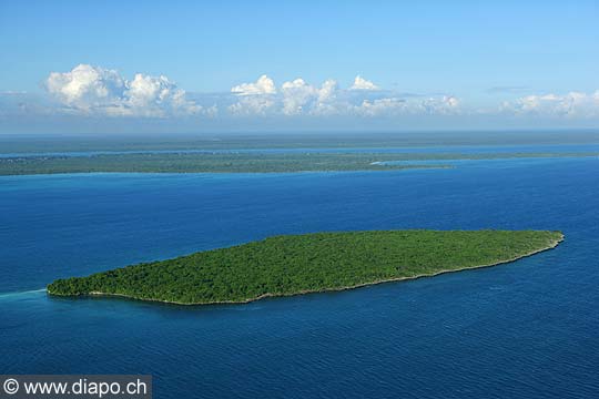 7596 - Photo : vue arienne de l'le de Zanzibar - Tanzanie - Afrique