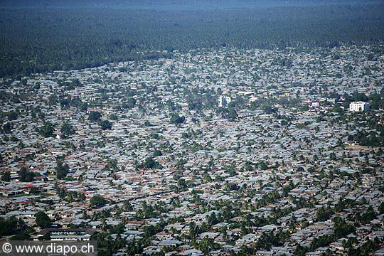 7608 - Photo : vue arienne de l'le de Zanzibar - Stone Town - Tanzanie -  Afrique