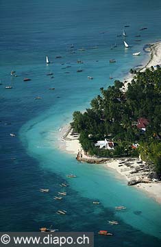 7657 - Photo : vue arienne de l'le de Zanzibar - Tanzanie - Afrique