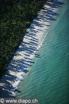 7671 - Photo : vue arienne de l'le de Zanzibar - Tanzanie - Afrique