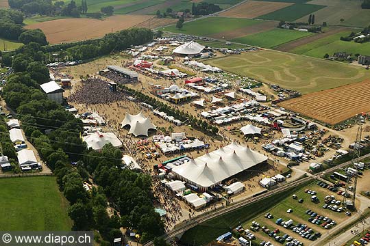 8002 - Palo festival de Nyon - 2005 - vue arienne