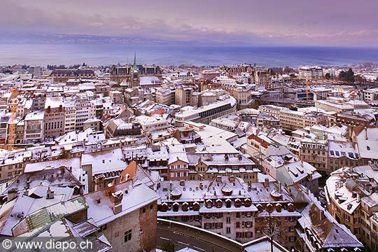 8467 - Suisse - Lausanne sous la neige depuis la Cathédrale