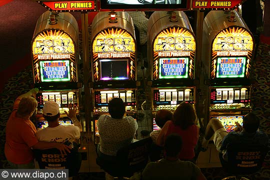 8880 - Photo : USA, Etats-Unis, Nevada, Las Vegas, Image of America - jeux