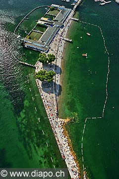 9191 - Photo - Suisse - La ville de Genve vue du ciel et les Bains des Pquis