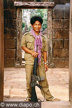 9226 - Photo : Asie - Cambodge, Cambodia - Asia - Militaire  Angkor