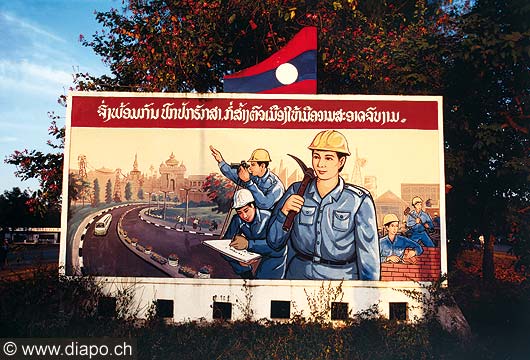 9272 - Photo : Asie - Laos - Asia - panneau de propagande  Vietiane