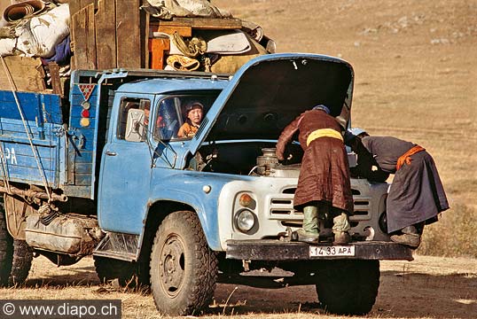 9284 - Photo : Asie - Mongolie, Mongolia - Asia - Camion de nomades