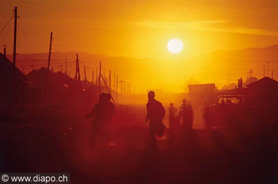 9295 - Photo : Asie - Mongolie, Mongolia - Asia - Village de Mrn, centre de la Mongolie