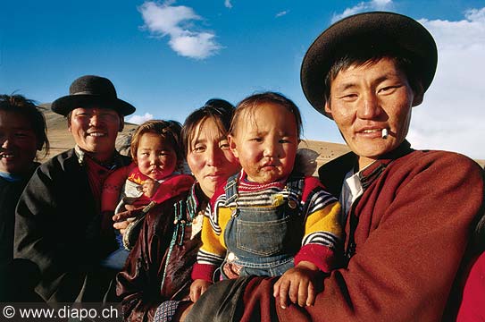 9306 - Photo : Asie - Mongolie, Mongolia - Asia - Famille nomade