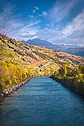 12005 - Photo: Suisse, Valais, vignoble de Sion avec le Rhne, switzerland, swiss wines - wein, schweiz 