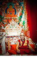 12710 - Photo: Tenzin Gyatso, le dala-lama, le plus haut chef spirituel du Tibet  Lausanne en Suisse