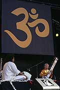 7716 - Photo de musique, spectacle et concert : Ravi Shankar - Palo festival de Nyon - 2005