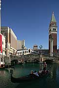 8915 - Photo : USA, Etats-Unis, Nevada, Las Vegas, Image of America - Venise