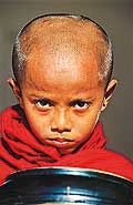 9200 - Photo : Asie - Birmanie - Burma - Myanmar - Jeune moine - Asia
