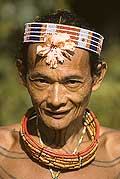 9436 - Photo : Hommes-fleurs, Mentawais, le de Siberut, Indonsie