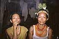 9449 - Photo : Hommes-fleurs, Mentawais, le de Siberut, Indonsie