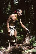 9476 - Photo : Hommes-fleurs, Mentawais, le de Siberut, Indonsie